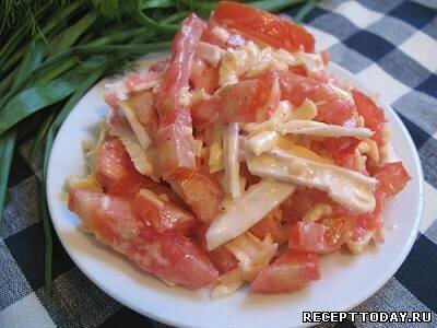 Рецепт Cалат с крабовыми палочками и помидорами