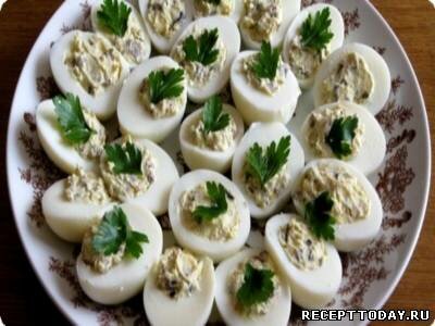 Рецепт Яйца фаршированные сельдью