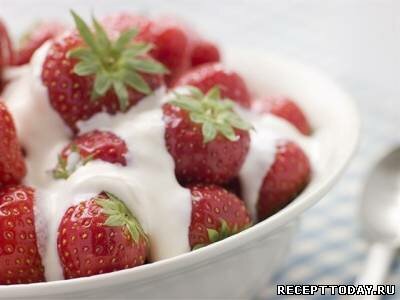 Рецепт Сметанный крем с ягодами
